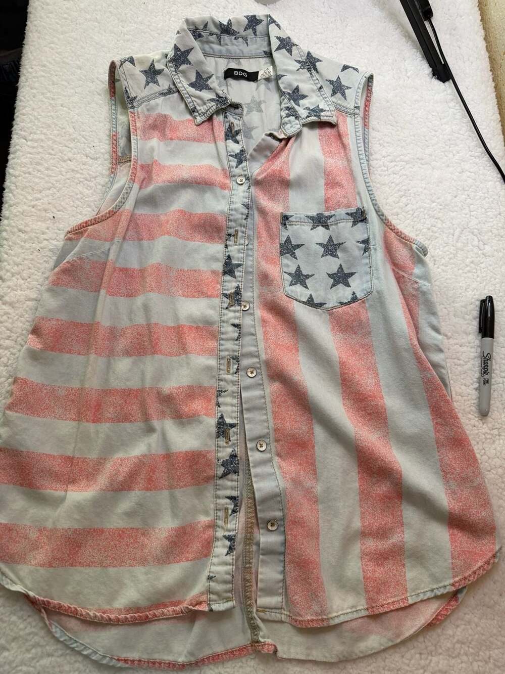 BDG American Flag Sleeveless Button Down Shirt Size Large